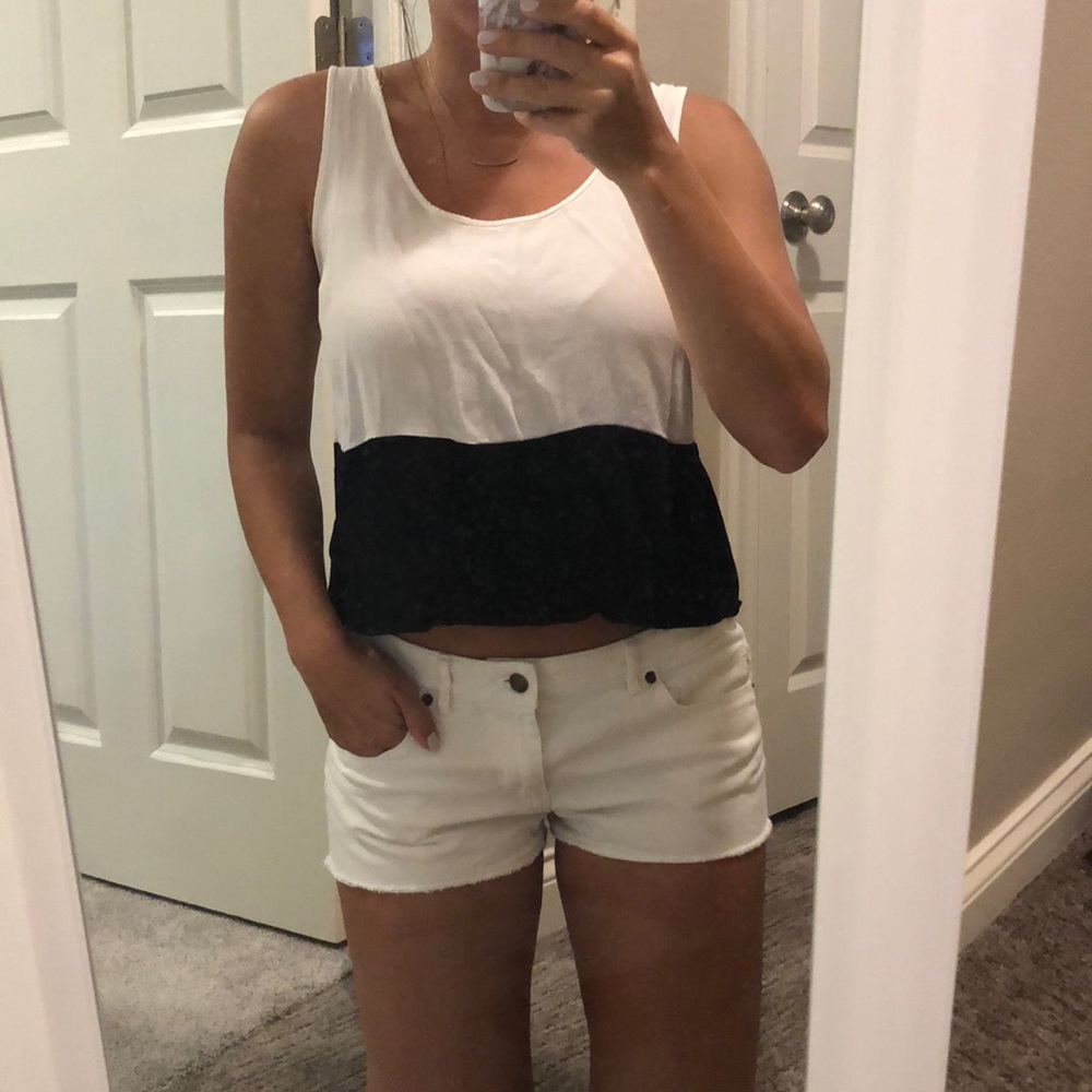 Tie back top